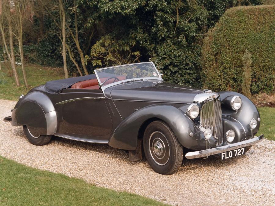  Lagonda V12 Rapide Drophead Coupe 1938 года  (фото 8 из 33)